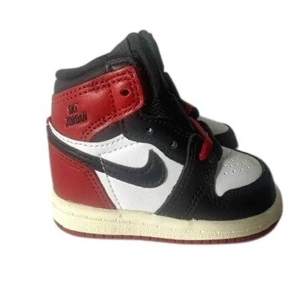 Air Jordan Retro 1 High OG Black Toe‎ Toddler Size 3 White Varsity Red FD1413106